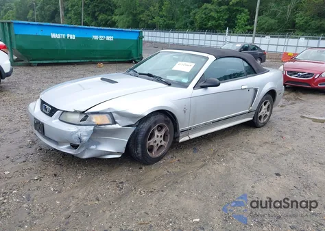 2001 Ford Mustang из США, поврежденный, VIN 1FAFP44461F132453